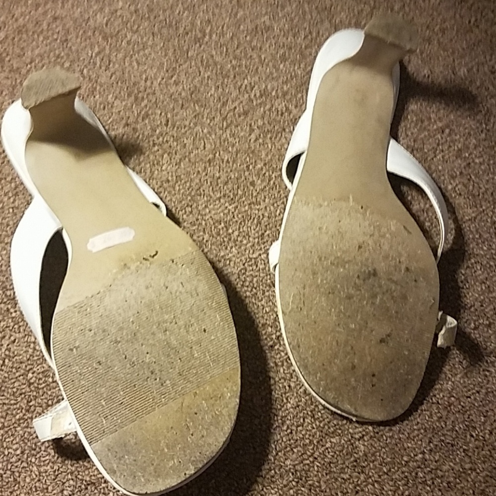 Sandals - Picture 3 of 3